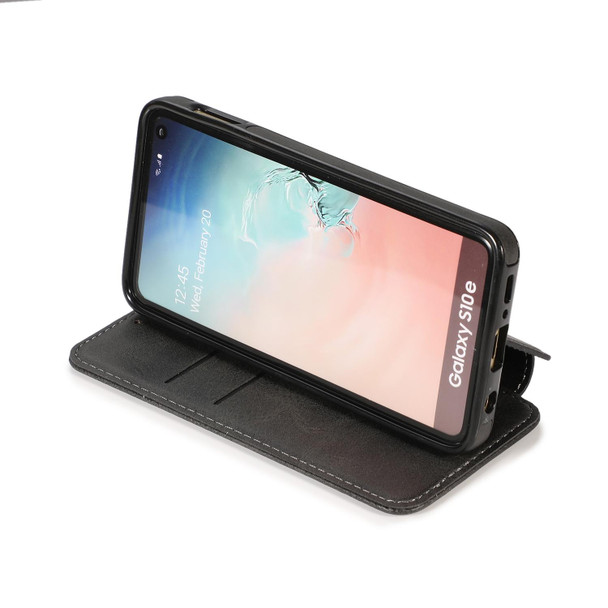 Samsung Galaxy S10e Knight Magnetic Suction Leather Phone Case(Black)