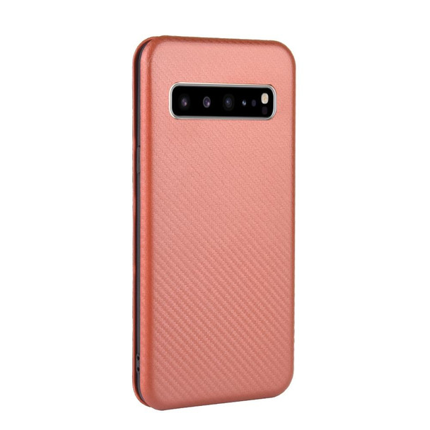 Samsung Galaxy S10 5G Carbon Fiber Texture Magnetic Horizontal Flip TPU + PC + PU Leather Case with Rope & Card Slot(Brown)