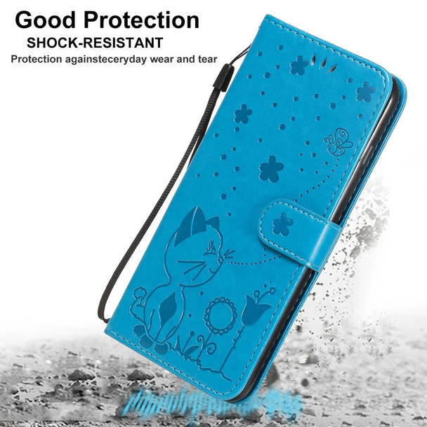 iPhone 6 Plus Cat Bee Embossing Pattern Shockproof Horizontal Flip Leather Case with Holder & Card Slots & Wallet(Green)