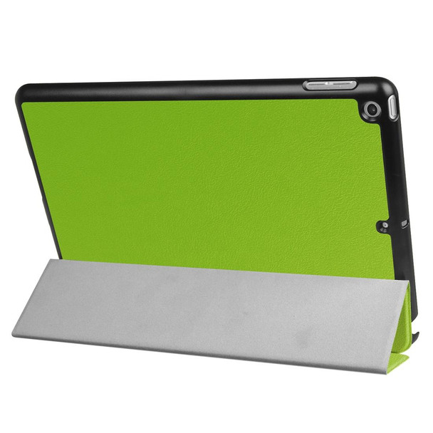 iPad 9.7 (2018) & iPad 9.7 (2017) Custer Texture Horizontal Flip Leather Case with Three-folding Holder & Sleep / Wake-up Function(Green)