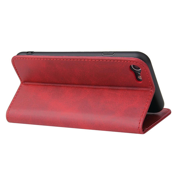 Calf Texture Magnetic Horizontal Flip Leatherette Case with Holder & Card Slots & Wallet - iPhone SE 2022 / SE 2020 / 8 / 7(Red)