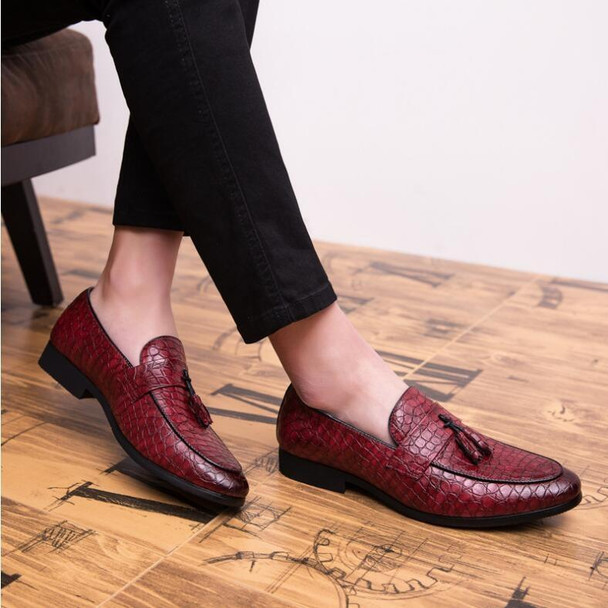 Men Comfortable Gentleman Business Fashion Pointed Dress Men Shoes, Size:39(Red)