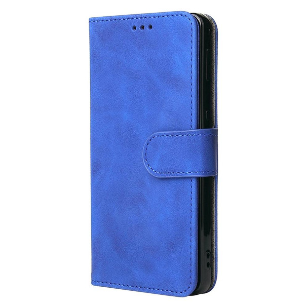 Motorola Edge 20 Solid Color Skin Feel Magnetic Buckle Horizontal Flip Calf Texture PU Leather Case with Holder & Card Slots & Wallet(Blue)