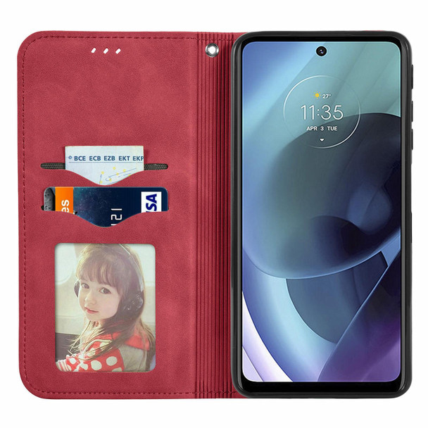 Motorola Moto G51 Retro Skin Feel Magnetic Horizontal Flip Leather Phone Case(Red)