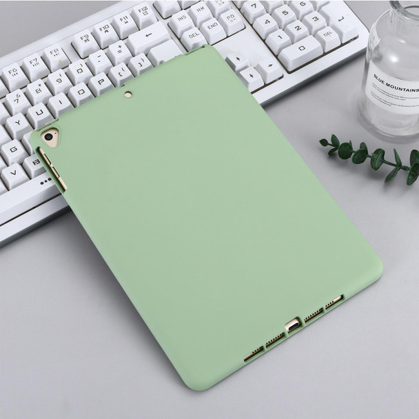 Solid Color Liquid Silicone Dropproof Full Coverage Protective Case - iPad Air / 9.7 2017 / 9.7 2018 / Pro 9.7(Green)