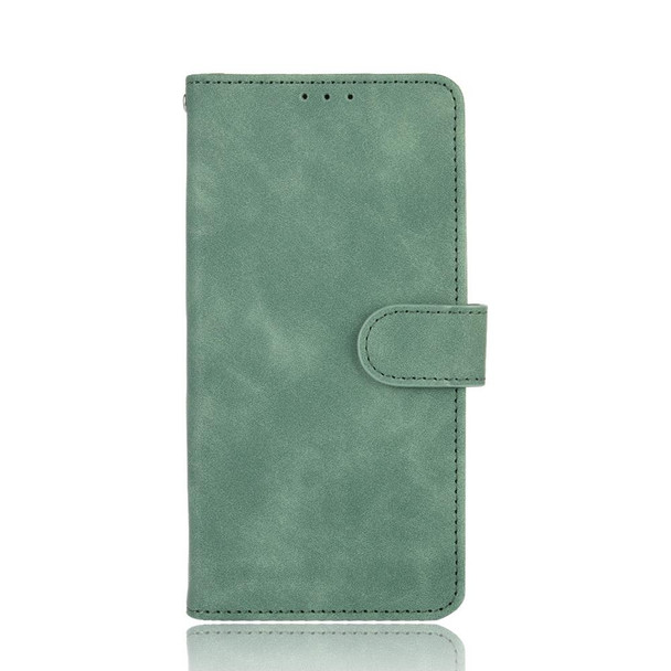 OPPO Realme 5 / Realme 5s Solid Color Skin Feel Magnetic Buckle Horizontal Flip Calf Texture PU Leather Case with Holder & Card Slots & Wallet(Green)