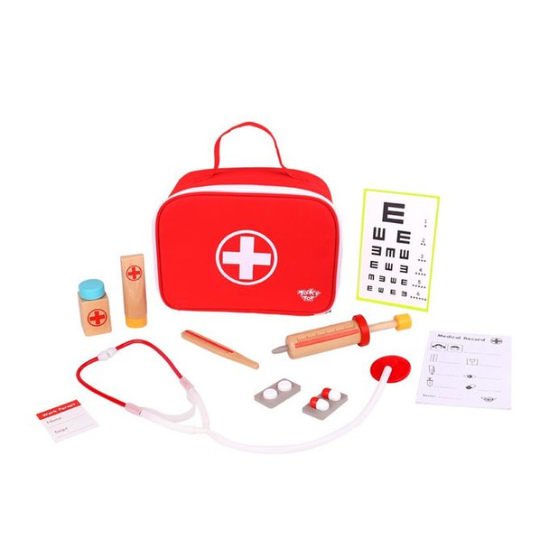 Nuovo Little Wooden Doctor Set