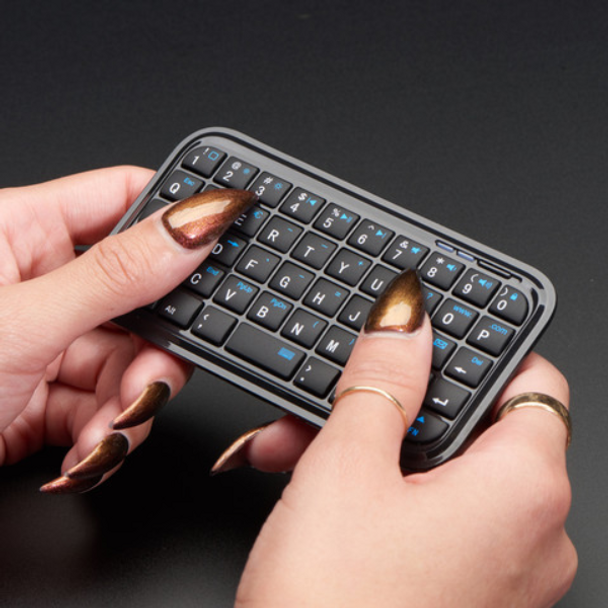 Bluetooth 3.0 Mini Keyboard
