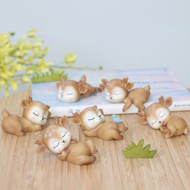 Cartoon Fawn Resin Statue Car Decoration Cake Decoration Gift(Acting Cute)