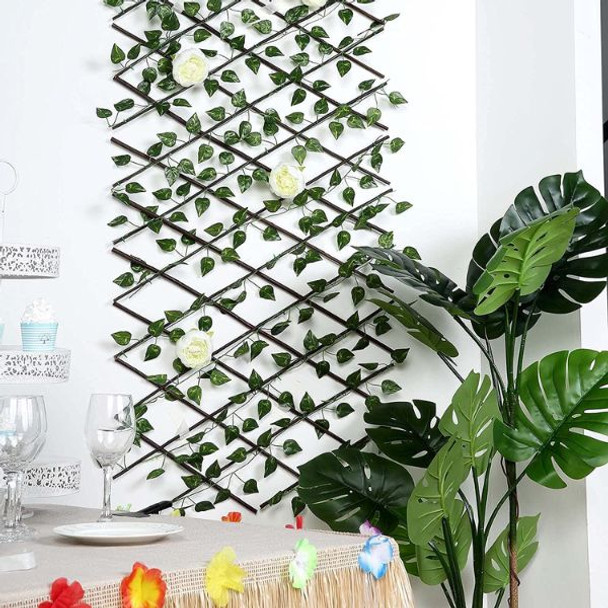 Expandable Trellis With Artificial Leaves