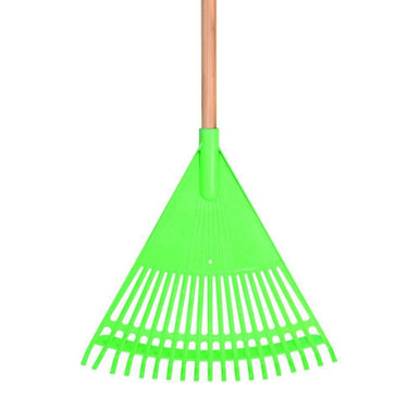 Fragram - Plastic Leaf Rake - Snatcher