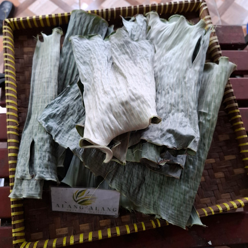 Daun Pisang Banana Dried Leaves, 200 Grams
