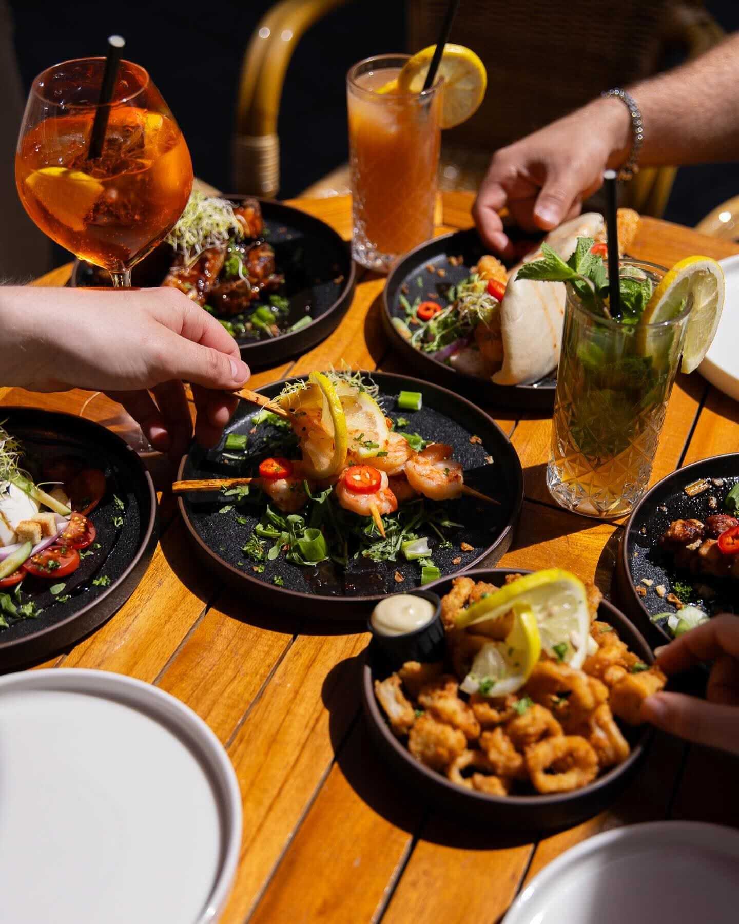 Covered table at Restaurant Gérard