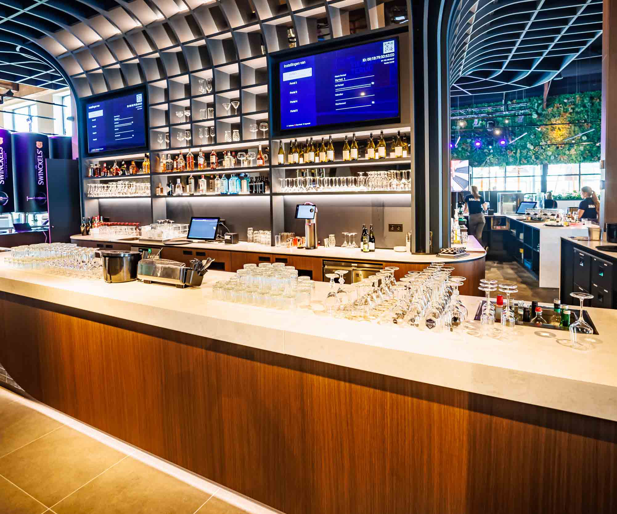 From dinnerware to glassware and cutlery: a complete hospitality inventory for FEC Mauk