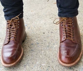 Alden Round Waxed Boot Laces - 54" Tobacco - Image 4