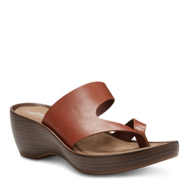 Eastland Women's Laurel Thong 3859-07 Tan Loading Image