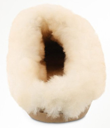 Minnetonka on sale sheepskin mule