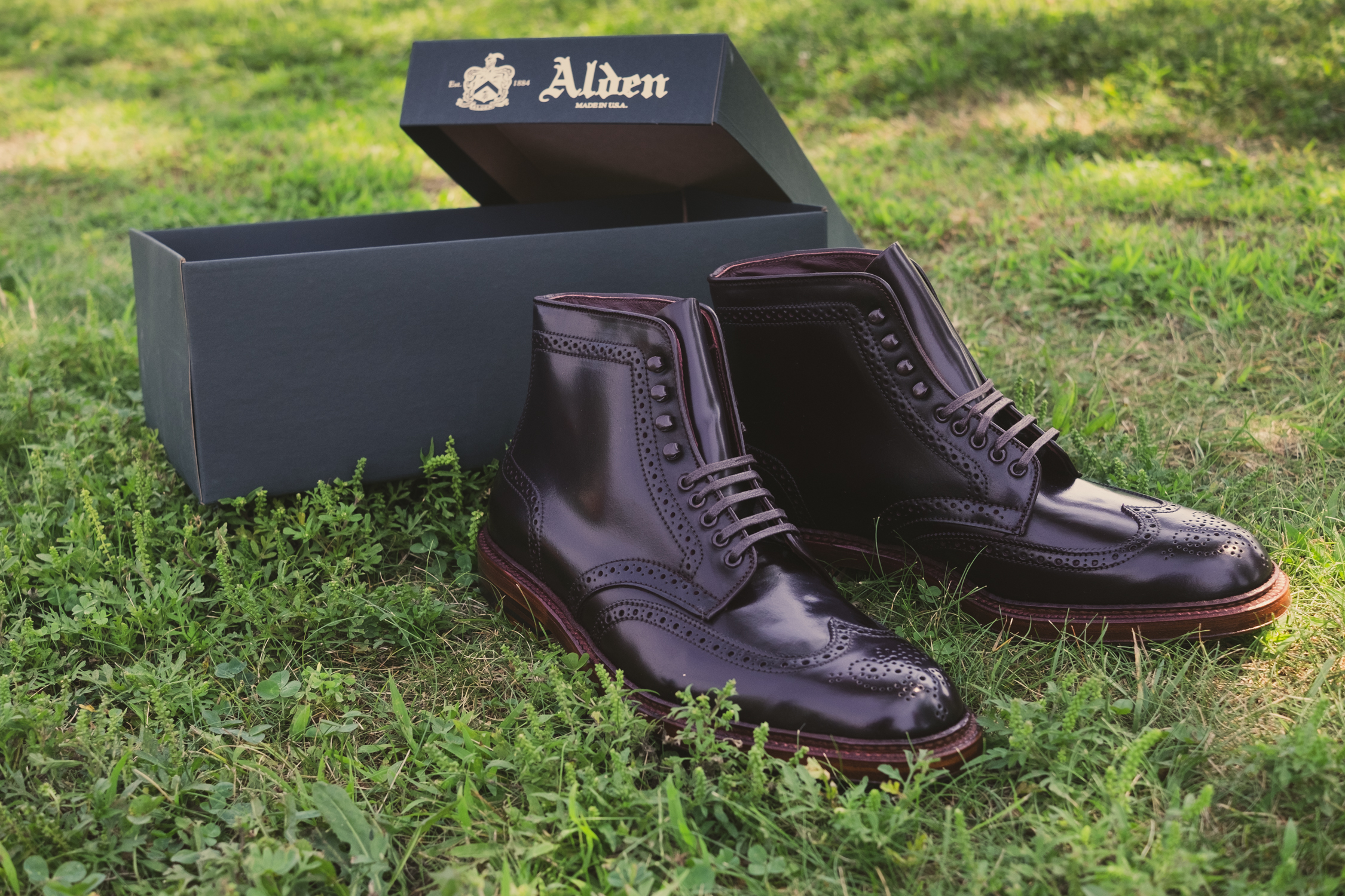 ダグマーベア　ヘレン Alden Shoes for Valentine's Day - The Shoe Mart