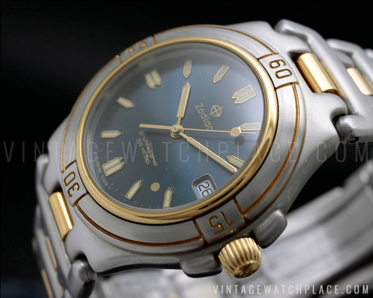 New Old Stock Zodiac Professional 200M quartz vintage watch