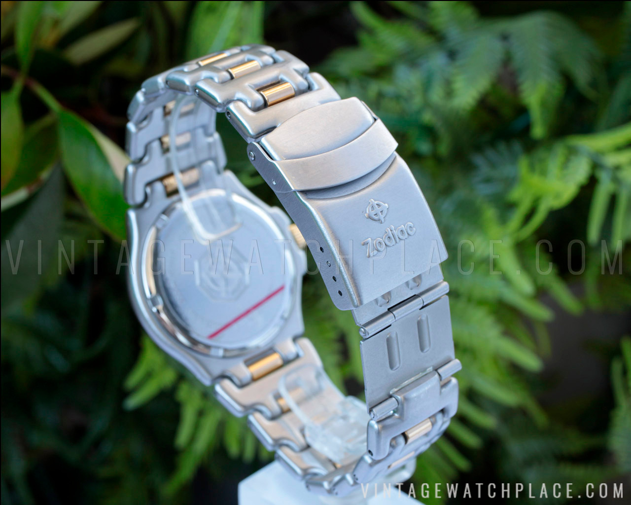 ☆Zodiac Professional Quratz Used☆ New Old Stock Zodiac Professional 200M quartz vintage watch