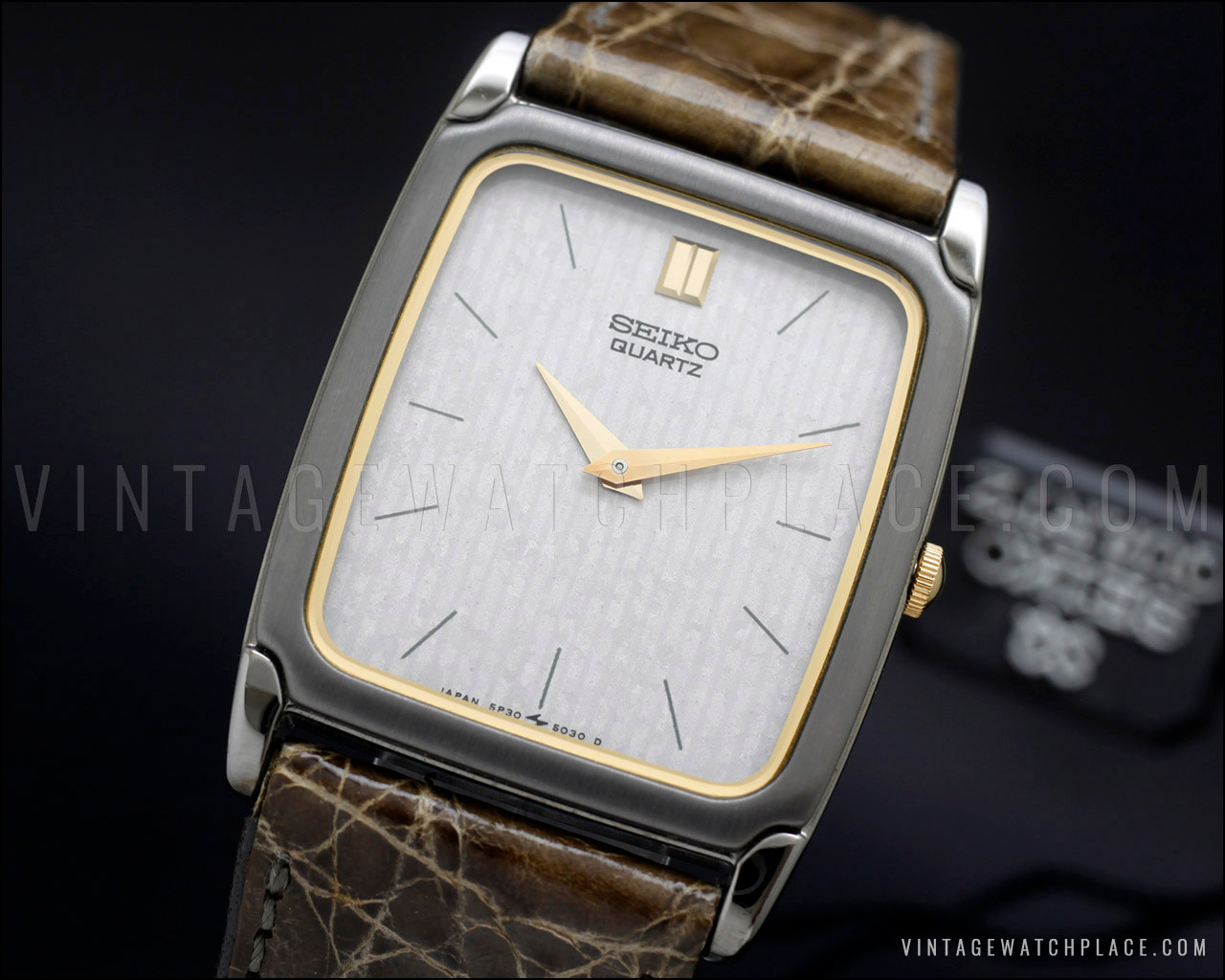 New Old Stock Seiko Dress Quartz vintage watch, 5P30-5020, 100