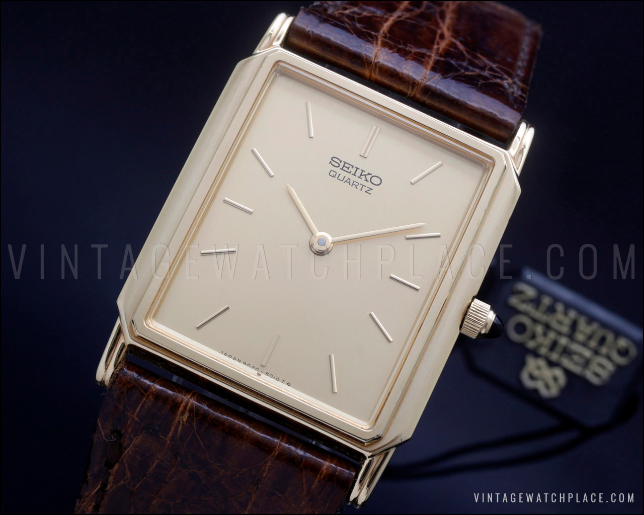 New Old Stock 1983 Seiko dress flat Quartz vintage watch