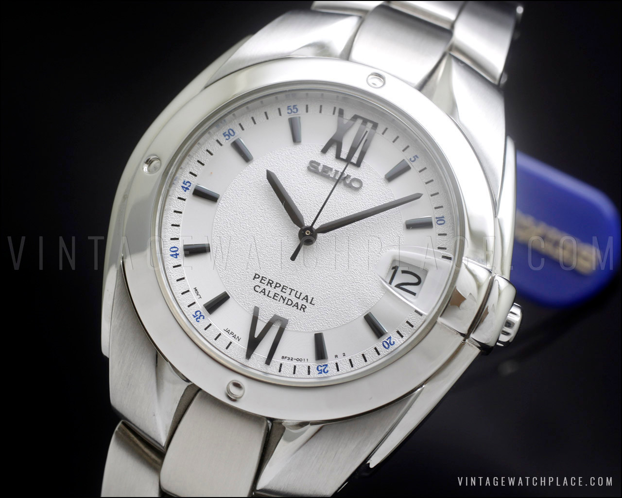 New Old Stock 1999 Seiko perpetual calendar 8F32-0019 Quartz watch