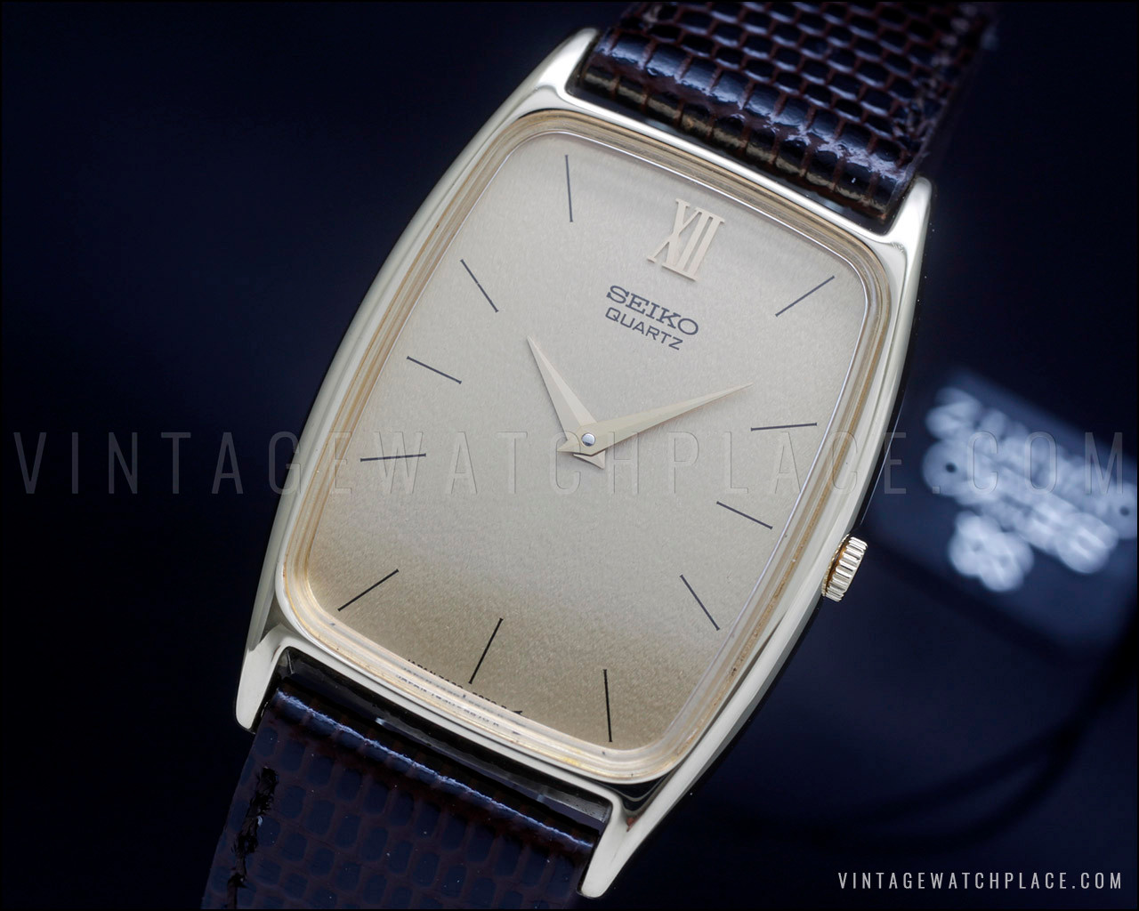 New Old Stock 1984 dress Seiko small Quartz vintage watch, 7430
