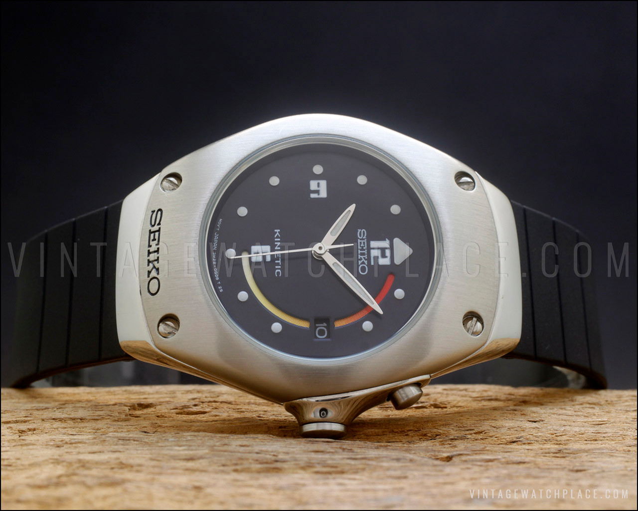 New Old Stock 1997 Seiko Arctura Kinetic 3M22-0D39, very scarce