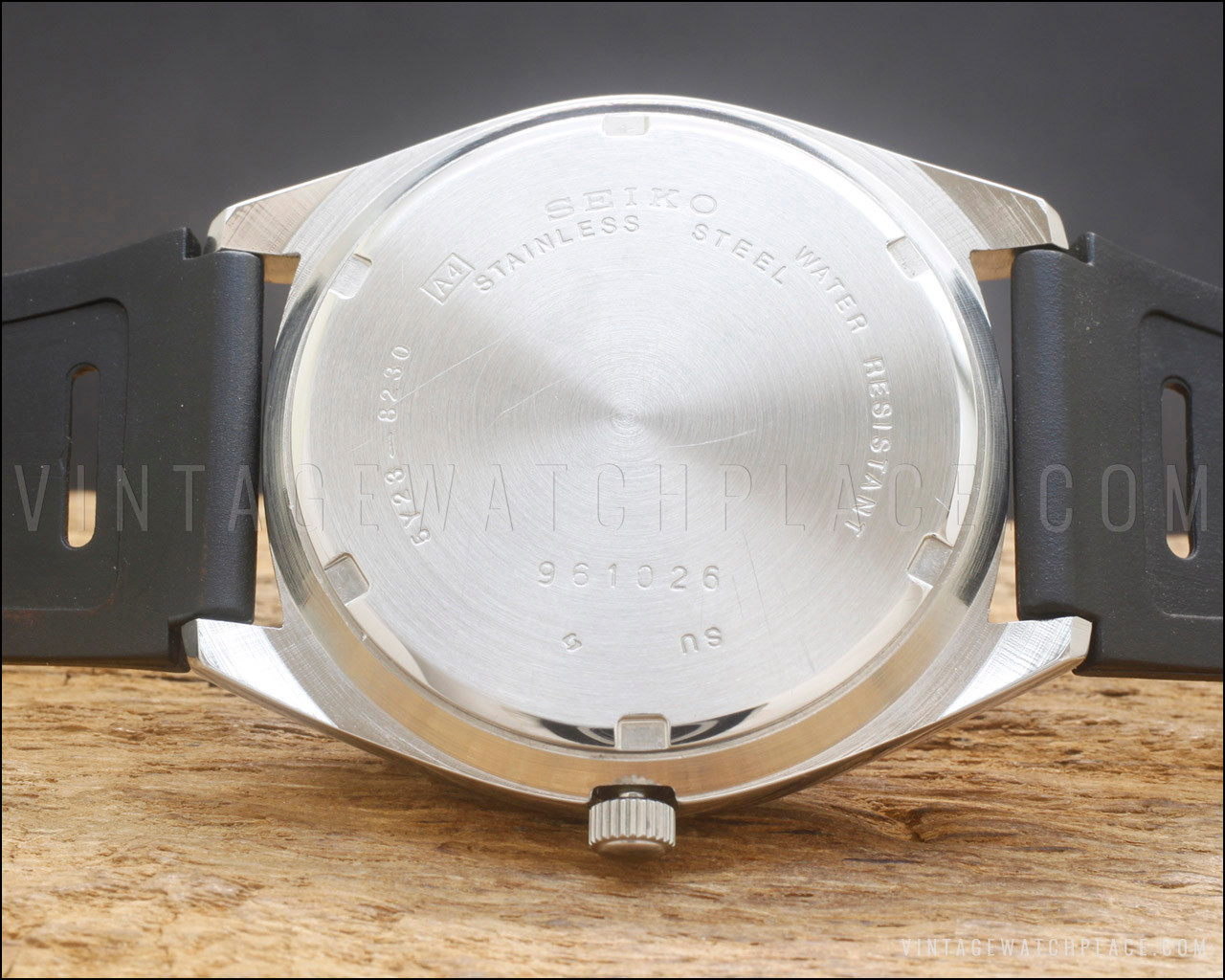 New Old Stock 1989 Seiko DX orange dial Quartz vintage watch, 5Y23