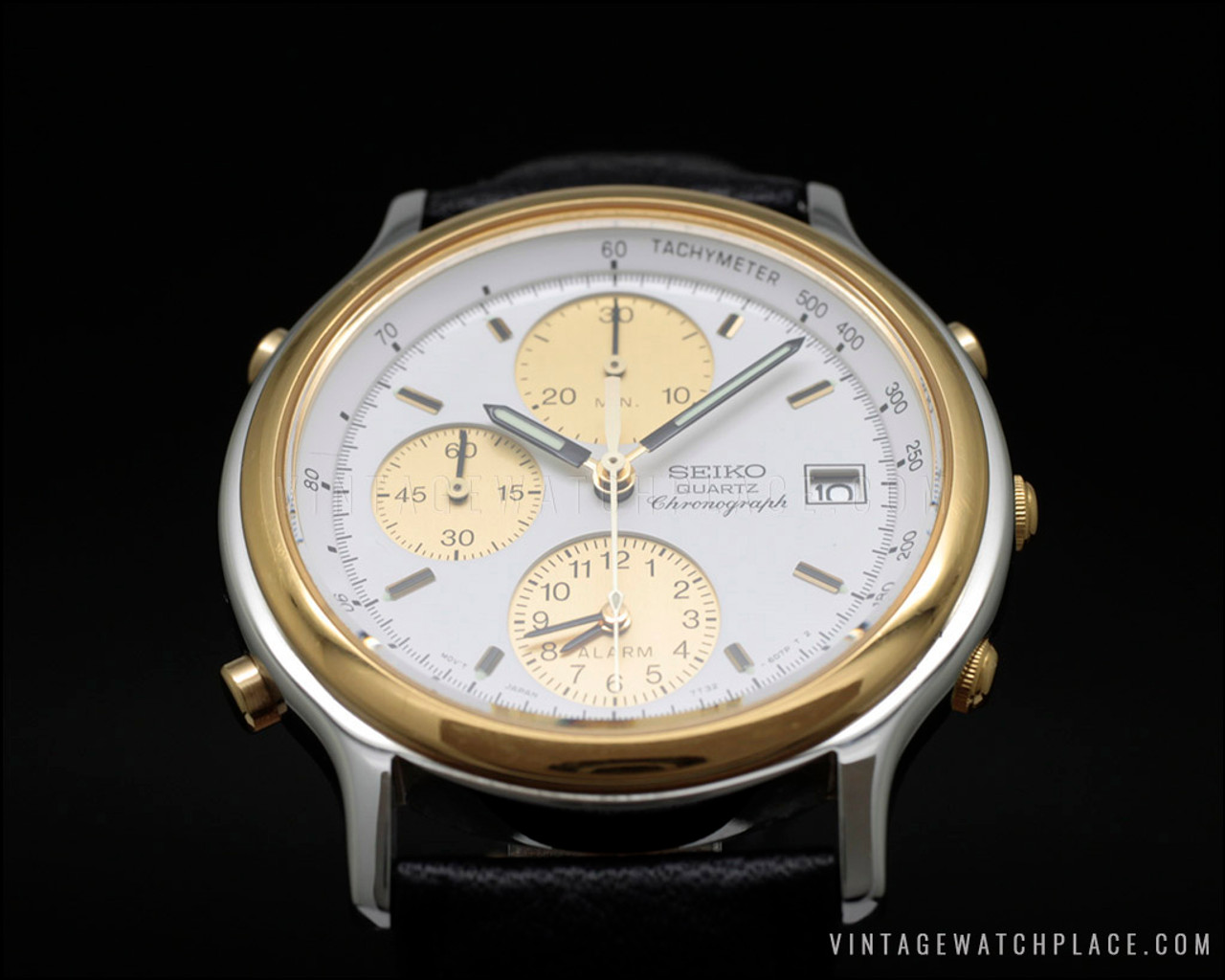 New Old Stock Seiko chronograph quartz vintage, 7T32-FO10, steel & golden,  alarm, NOS.