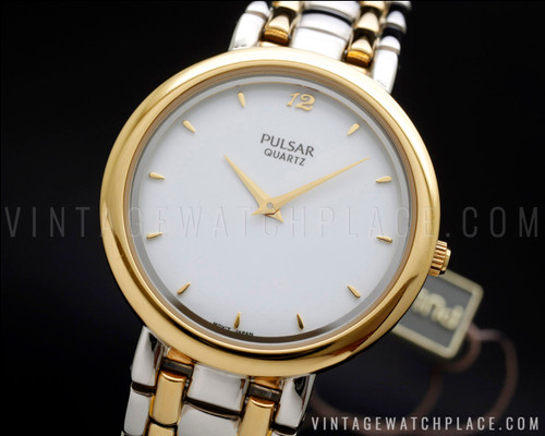 New Old Stock Dress Pulsar By Seiko vintage quartz watch NOS, V700-X018
