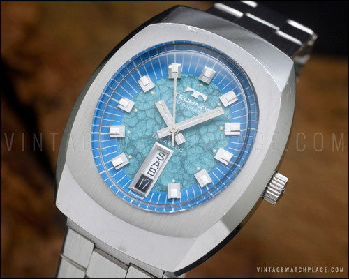 Vintage Technos 10504 automatic watch with exceptional blue textured dial