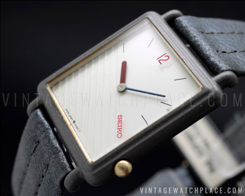 New Old Stock 80's Seiko quartz vintage watch NOS, 2P20-5F1A, Japan made