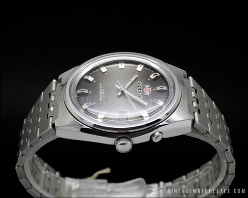 Verre (cristal) De Montre Orient Référence 207 A 166 - Pour Montre Vintage - Neuf, Stock Ancien (sans Emballage)