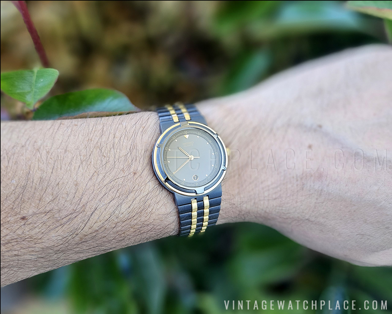 SAVAS - とし New Old Stock very rare Seiko Quartz vintage watch, 2A32