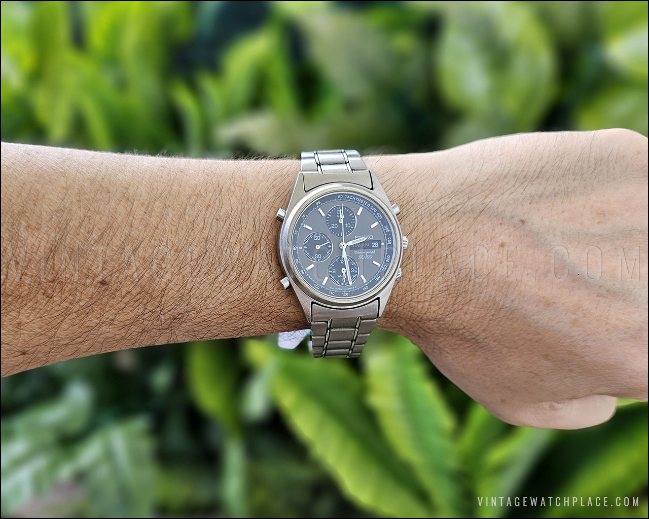 時計 SEIKO TITANIUM CHRONGRAPH 7T32-6030 1997 Seiko Titanium Quartz Chronograph vintage watch, dark
