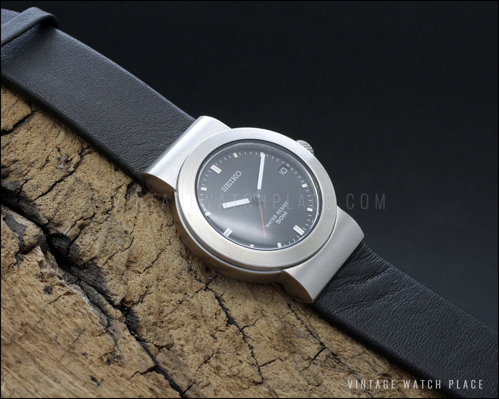 New Old Stock Seiko Quartz vintage watch, ladies', sporty, V732-OR50, NOS,  100% original, an 