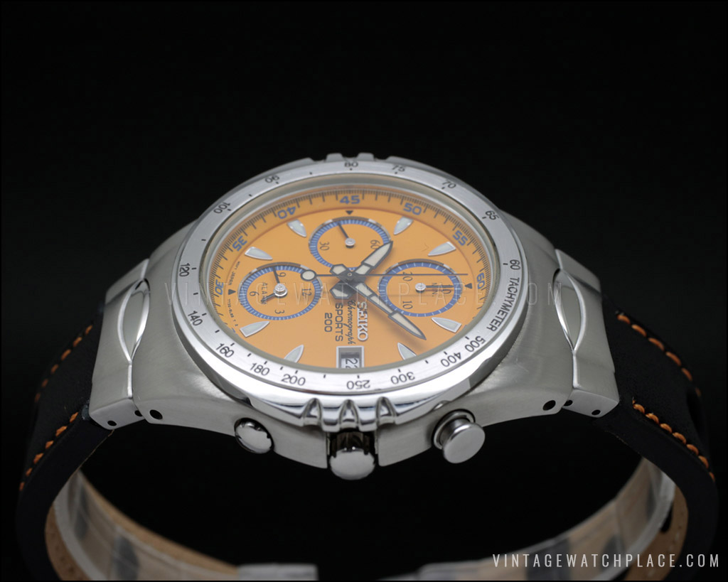New Old Stock Seiko Macchina Sportiva Giugiaro design 200 meters, it's a  Quartz Chronograph watch, 7T32-6H60, DeLorean and BMW M1 Designer, ready to  wear in NOS condition.