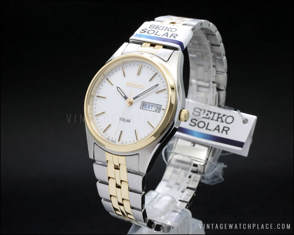 New Old Stock Seiko Solar quartz Dress watch, very elegant, 100% original  and in stunning NOS condition, reference V158-0AA0.