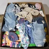 589 units of Clothing & Accessories - MSRP $10,607 - Returns (Lot # 833323)