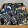 856 units of Clothing & Accessories - MSRP $11,192 - Returns (Lot # 949114)