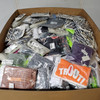 649 units of Clothing & Accessories - MSRP $13,655 - Returns (Lot # 957620)