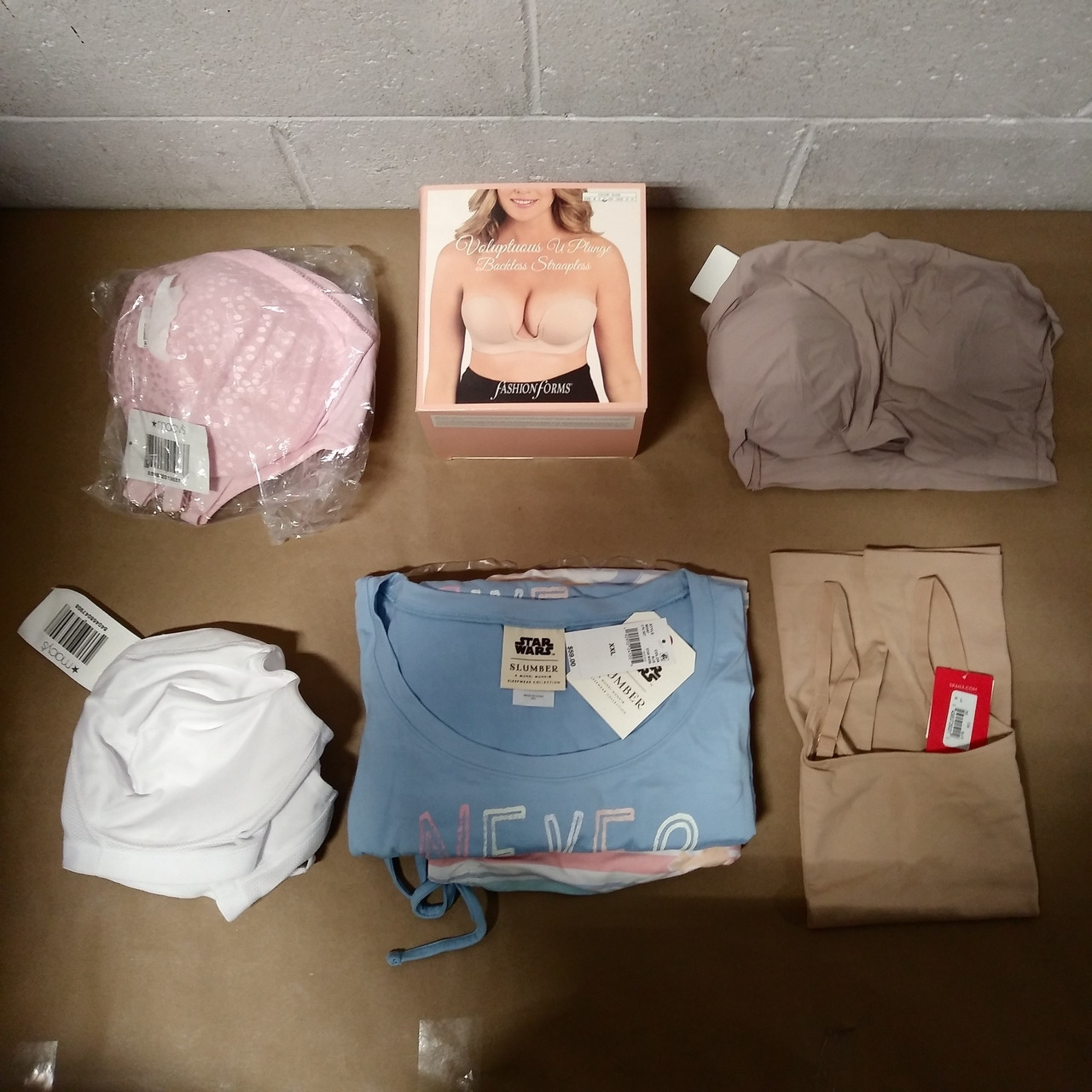 69 Units of Underwears - MSRP 3391$ - Returns (Lot # 595440