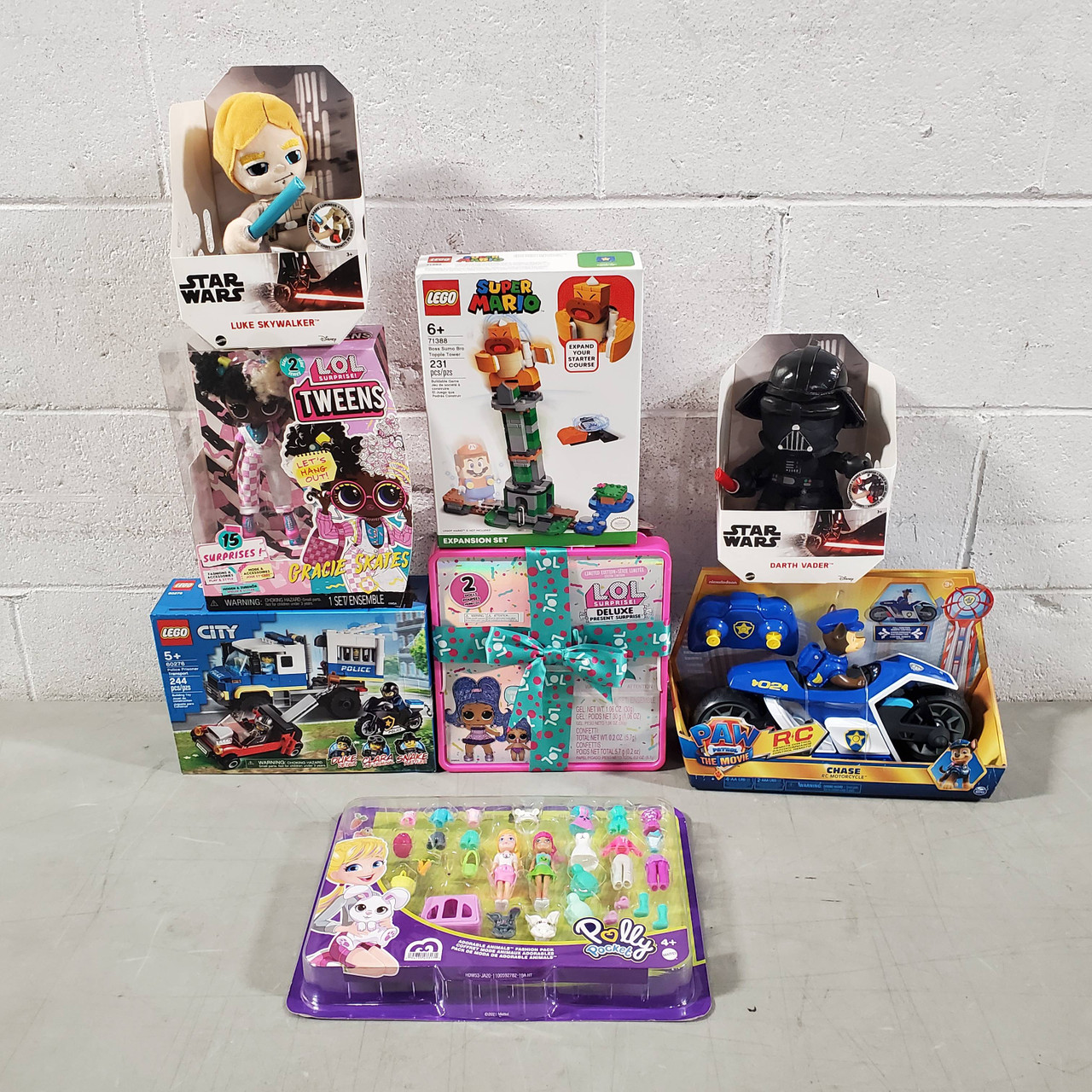 131 Units of Toys - MSRP $4,059 - Returns (Lot # 660537)