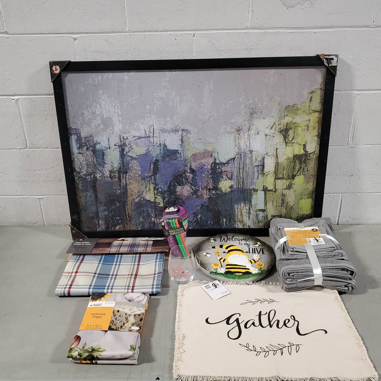 477 Units of Home Products - MSRP $6,241 - Returns (Lot # 666419)