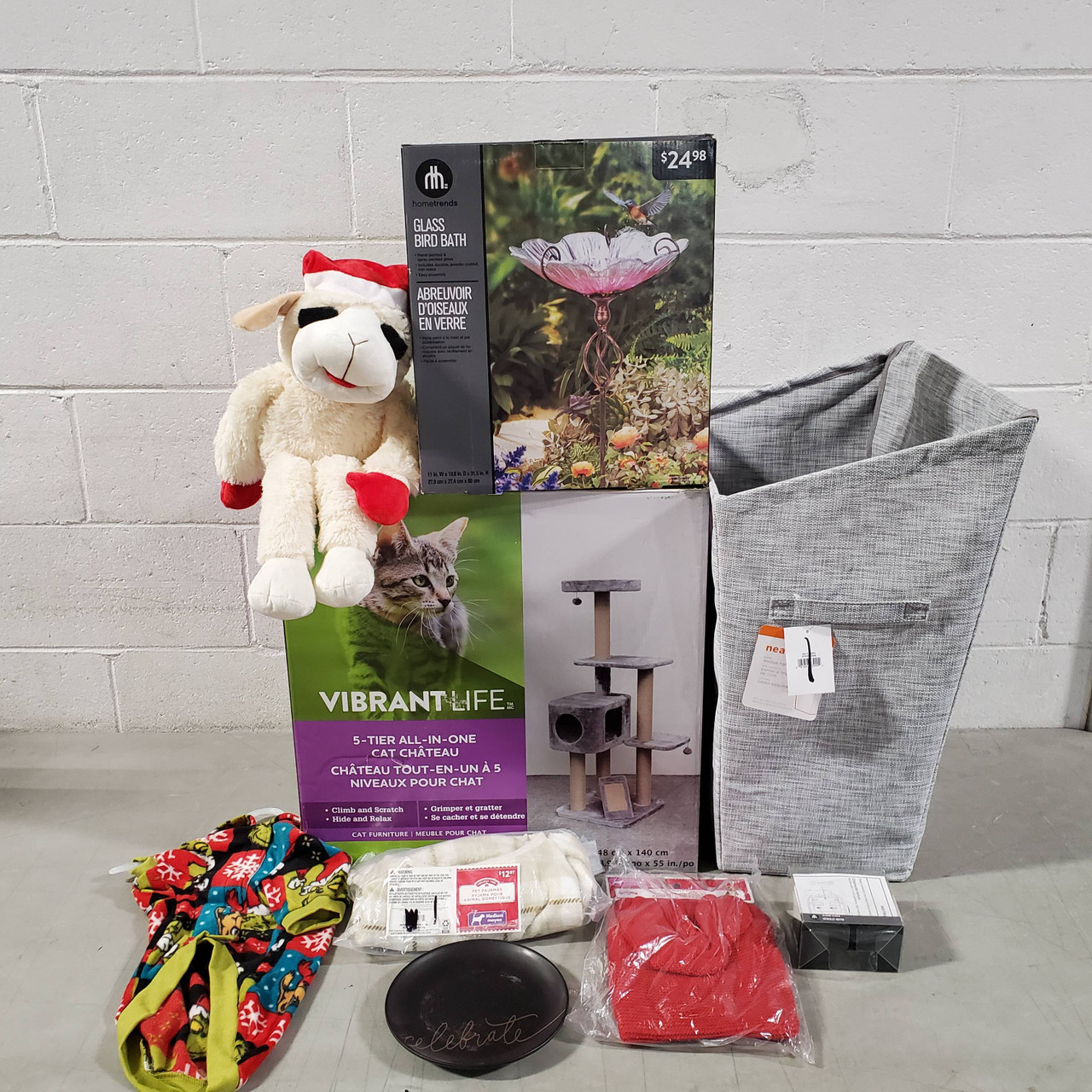 324 Units of Home Products - MSRP $4,358 - Returns (Lot # 670025 ...