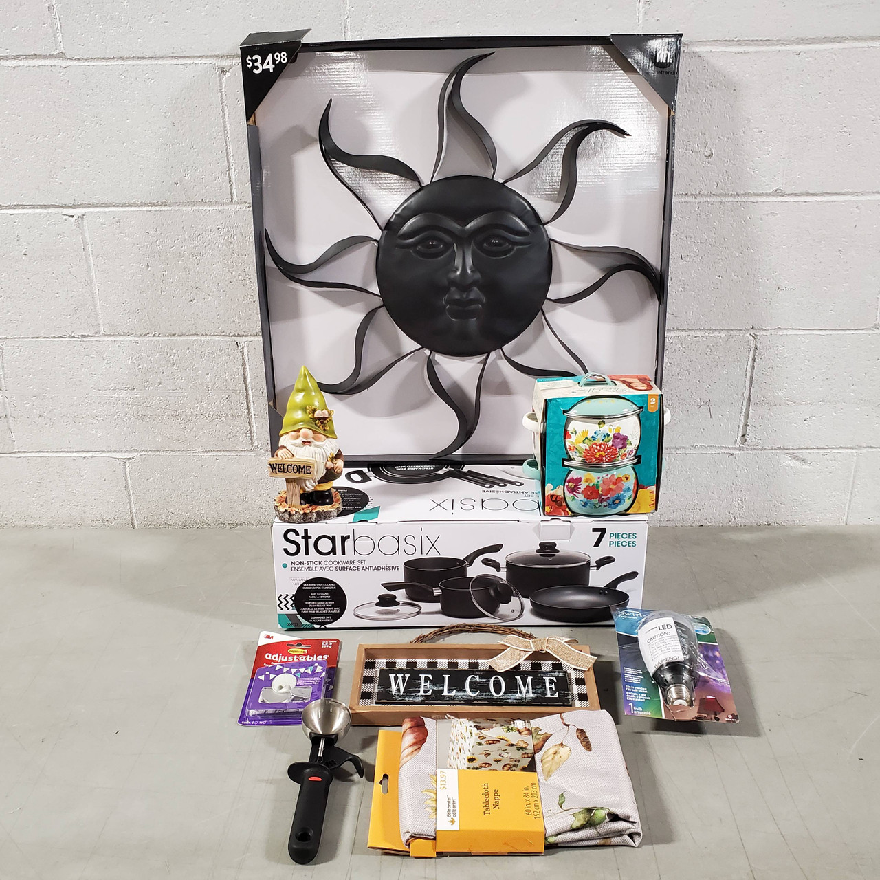 255 Units of Home Products - MSRP $3,571 - Returns (Lot # 670222)