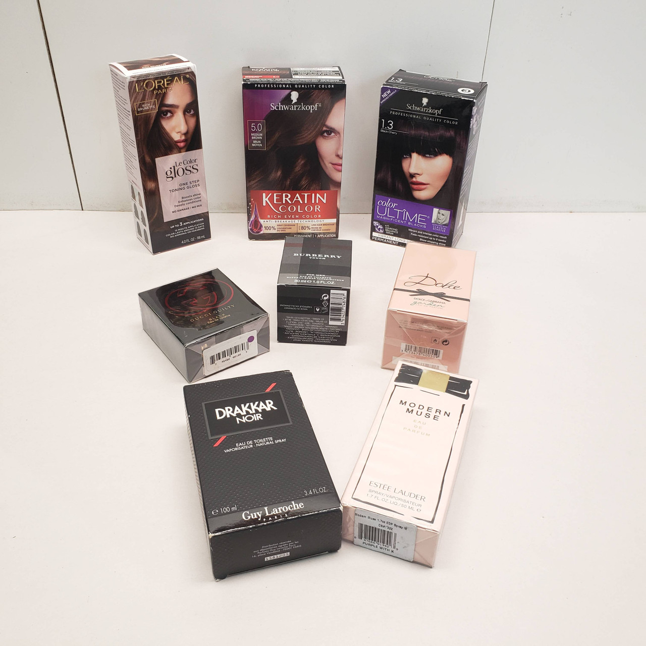 72 Units of Cosmetics & Beauty - MSRP $1,616 - Like New (Lot # 102-667271)