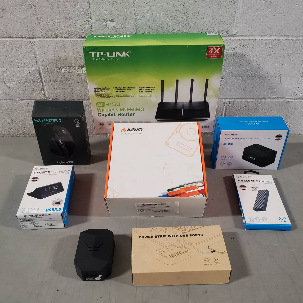 51 Units of Computer Accessories - MSRP $4,945 - Returns (Lot # 666918)